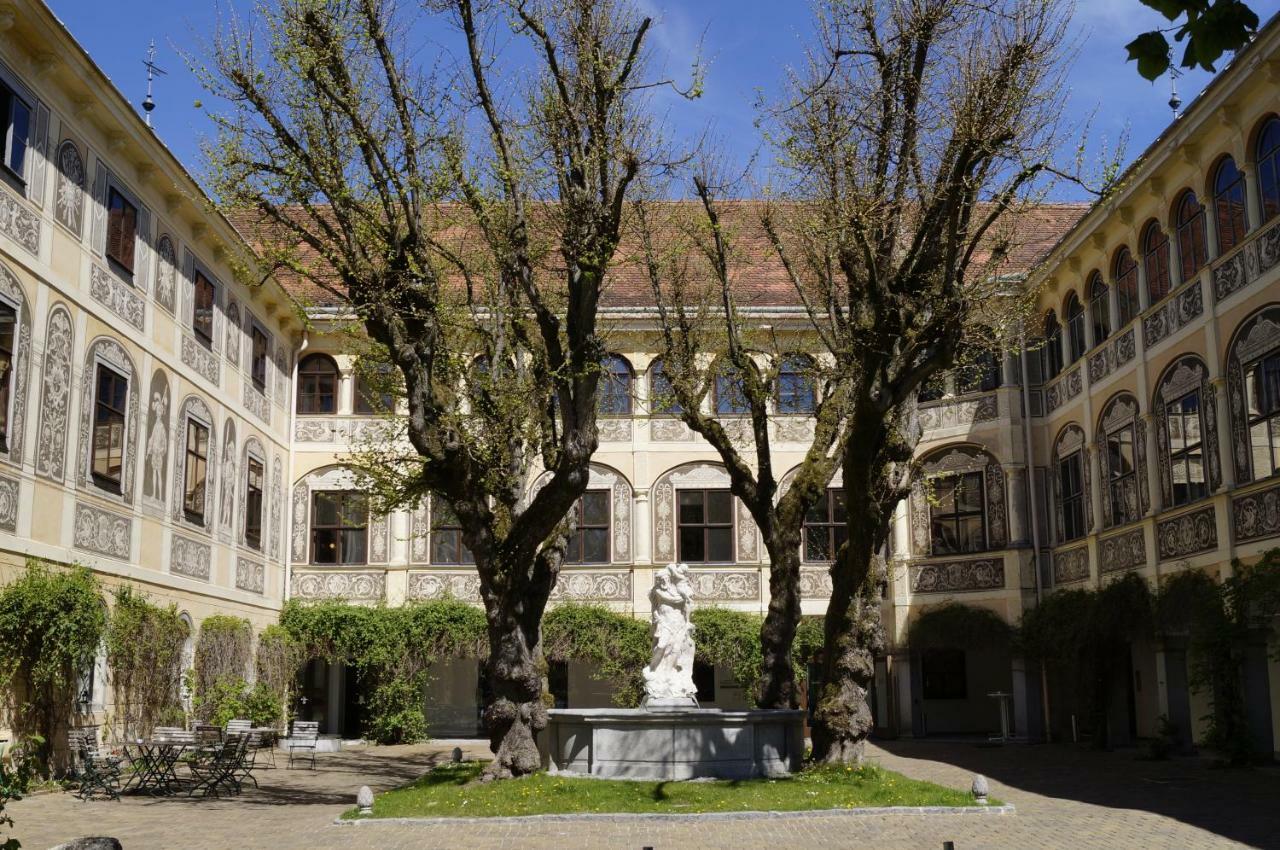 Schloss Puchberg Wels Exteriör bild